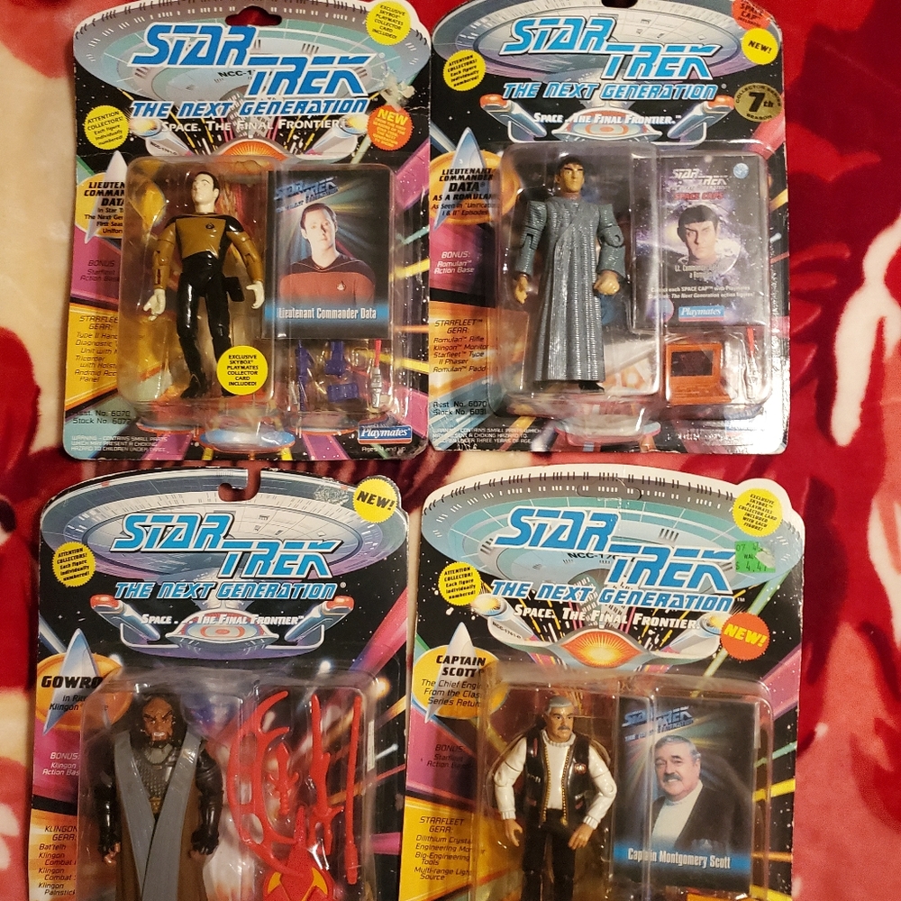4 Star Trek The Next Generation action figures